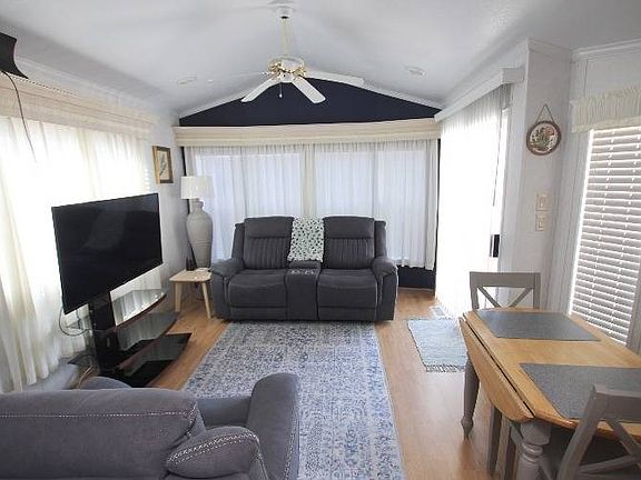 5th image of 1703 N Thornton Rd #530