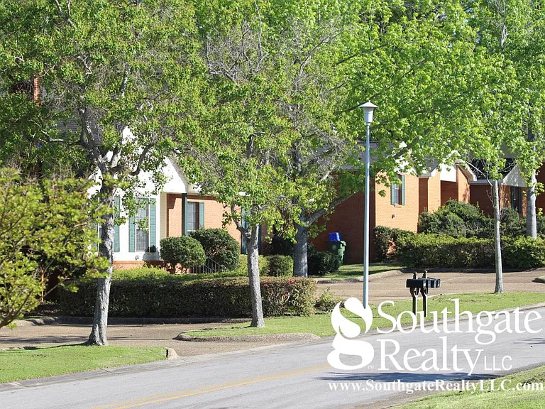 218 Woodshire Dr #218WS — Photo 46