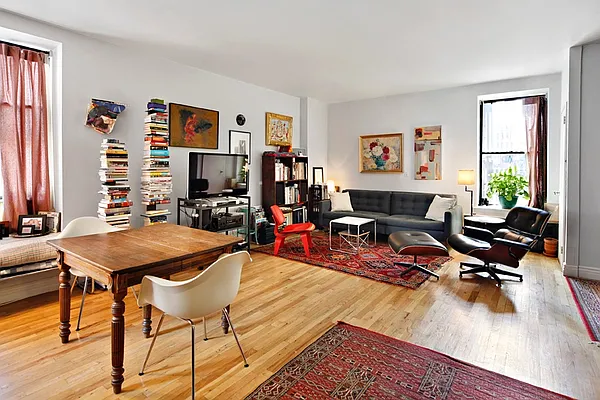 Sold by Town Residential | media 11