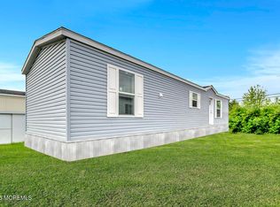 205 Maple St, Robbinsville, NJ 08691