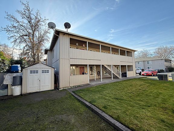 2nd image of 517 Western Ave APT 17-20