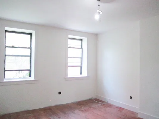 Rented by Bohemia Realty Group | media 27