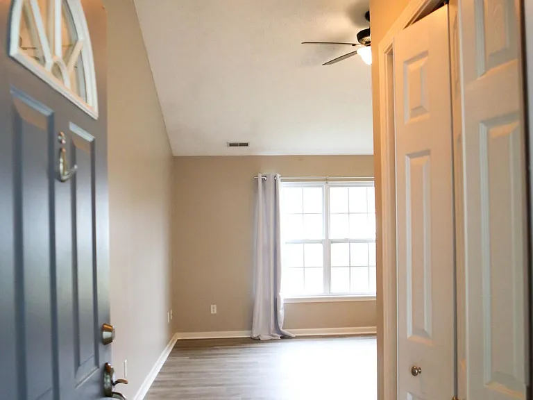 1937 Halyard Ct — Photo 2
