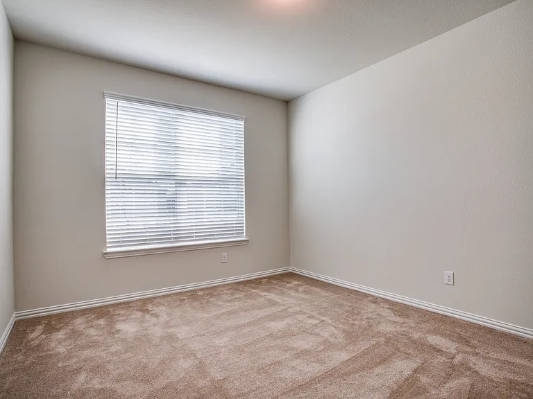1237 Sharp St — Photo 13