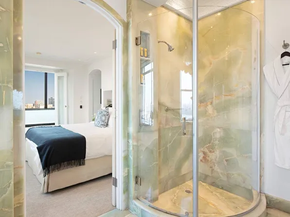 35 East 76th Street image 18 of 22