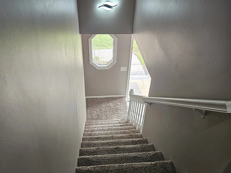 15057 Emmet St — Photo 15
