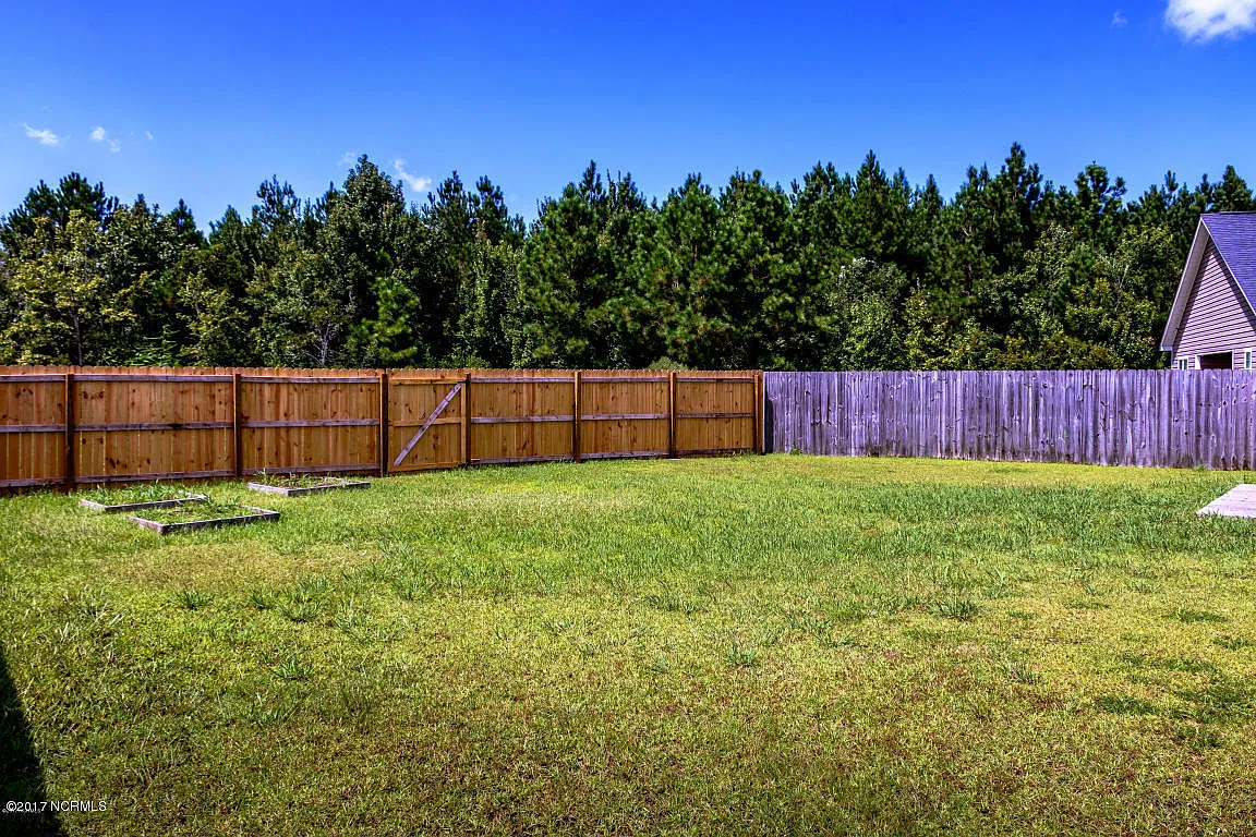 3 bed, 2.0 bath, $1,700 — Photo 4