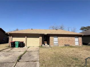 5414 Hazel St, Baytown, TX 77521