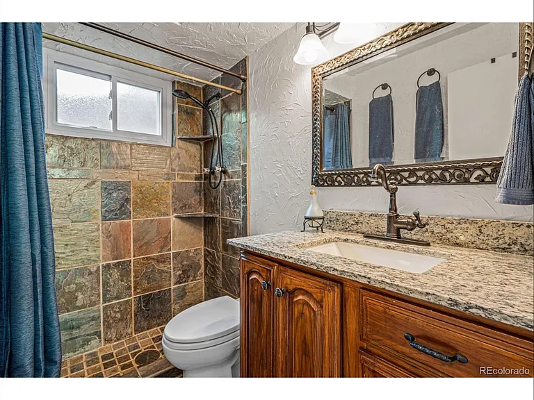 630 Ammons Way — Photo 9