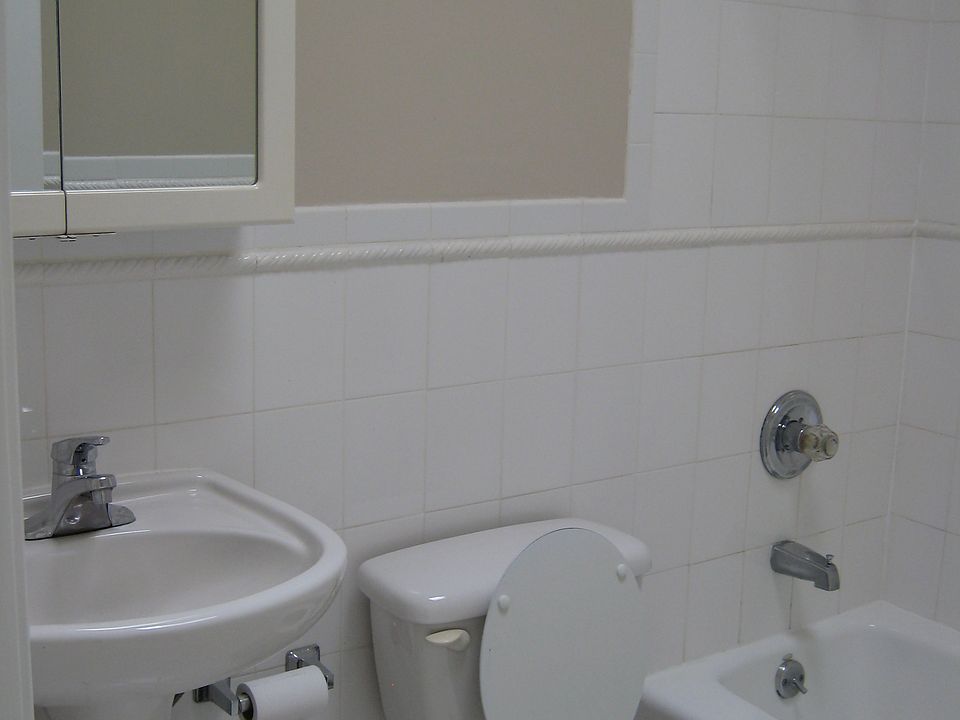 full bath