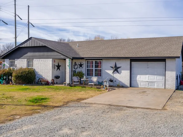 902 Knapp Ave, Warner, OK 74469