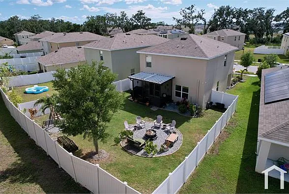 11013 Leland Groves Dr — Photo 1