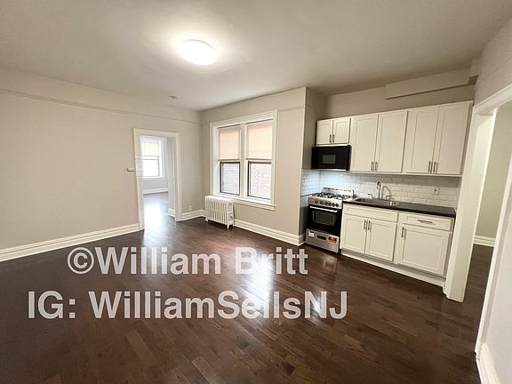 4th image of 164 Sterling Ave #41A