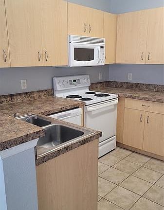 5th image of 325 Port Pleasant Dr