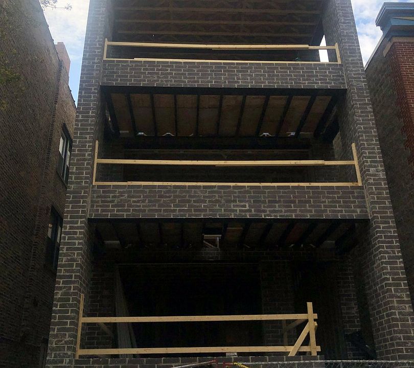 1st image of 1452 N Leavitt St #2