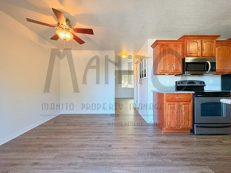 523 E 11th Ave — Photo 12