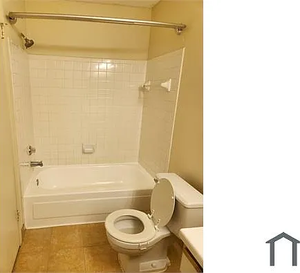 2321 NW 33rd St #201 — Photo 9