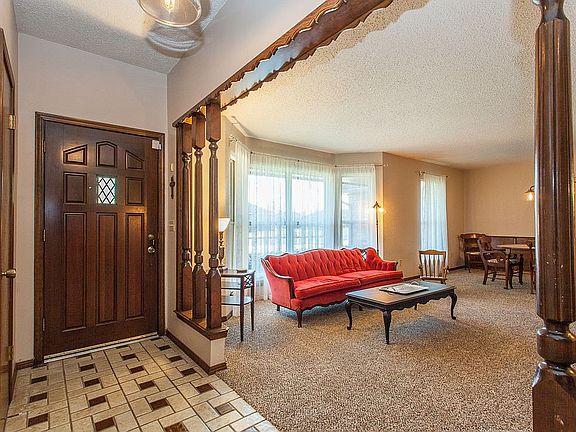 4th image of 517 Brookwood Dr