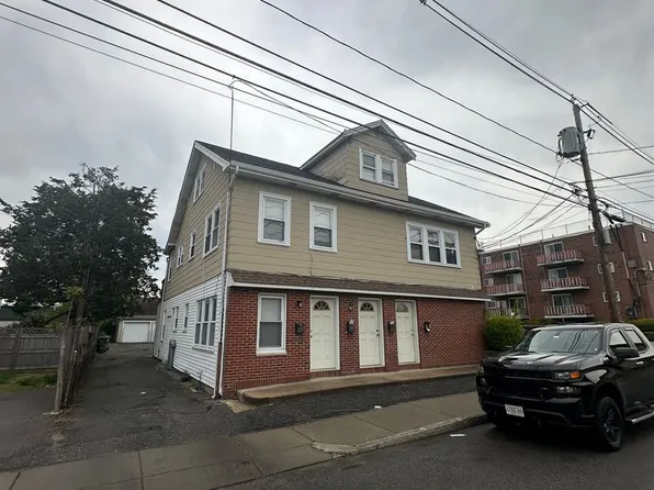 92-94 Waltham St, Watertown, MA 02472