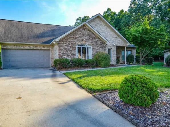 6311 Stone Gables Ct, Jamestown, NC 27282