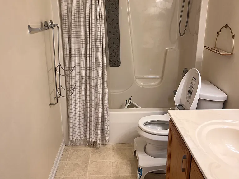 15912 Short St — Photo 7