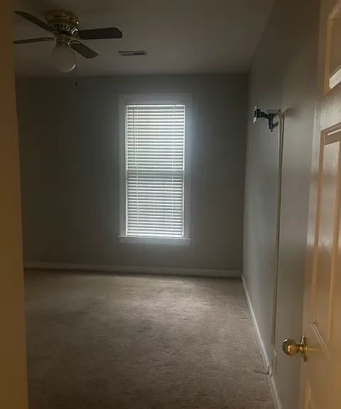130 Matthew Ln — Photo 10