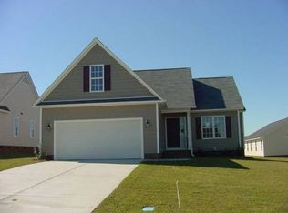 2208 Chasewater Rd, Fayetteville, NC 28306