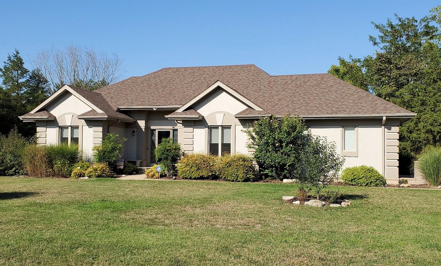 1105 Ledgestone Lane