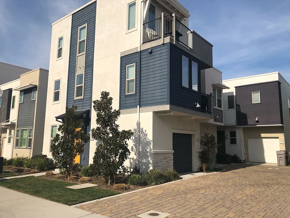429 Crate Ave