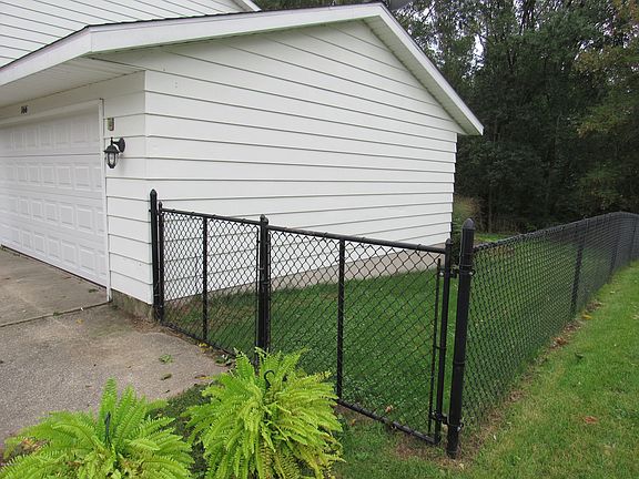 3rd image of 166 Homer Ln