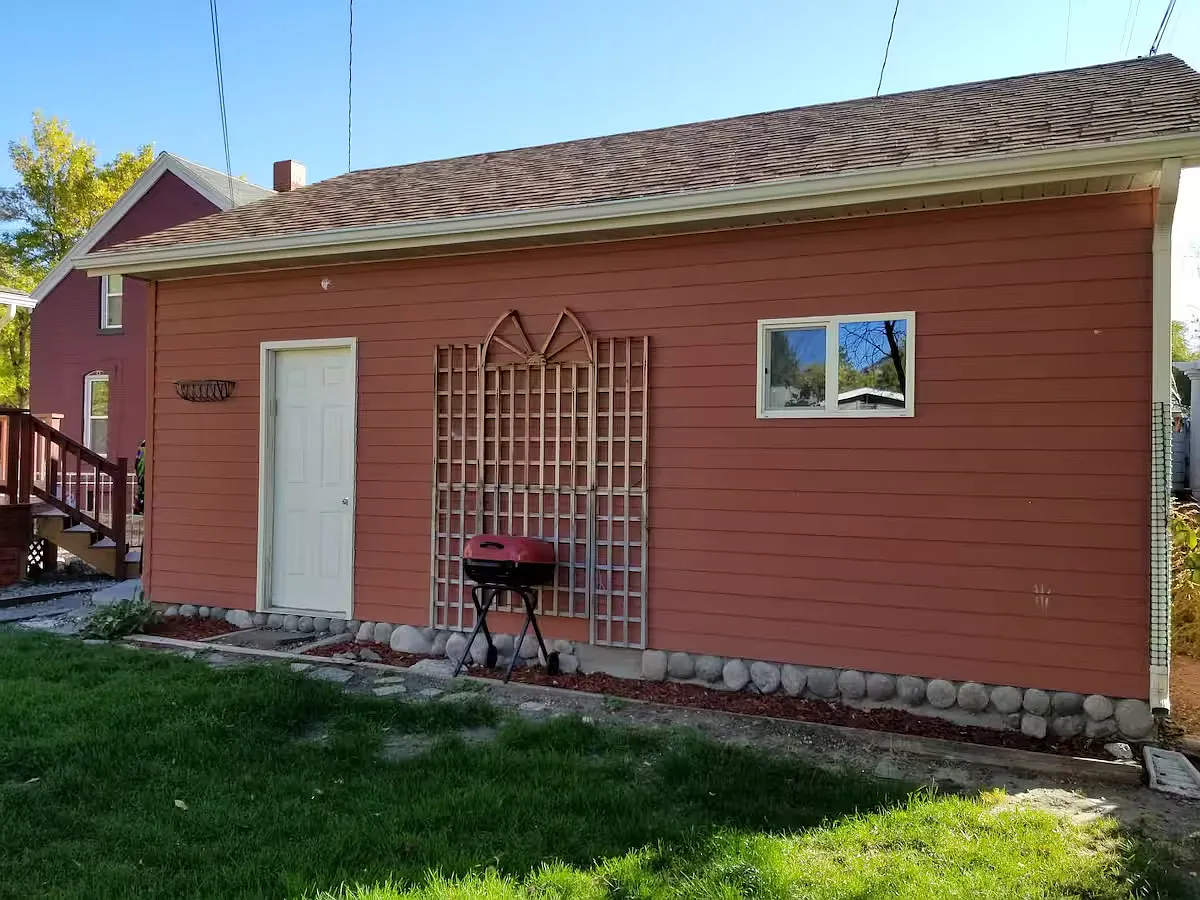 3 bed, 2086 sqft, $2,250 — Photo 4