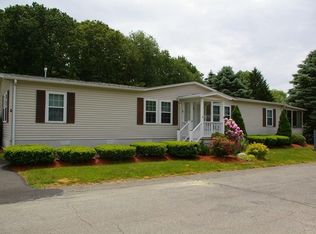 6 Forsythia Ln, Rockland, MA 02370