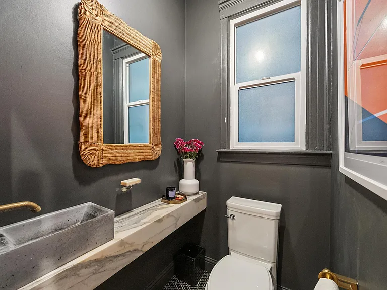 1178 Broadway #1178 — Photo 22