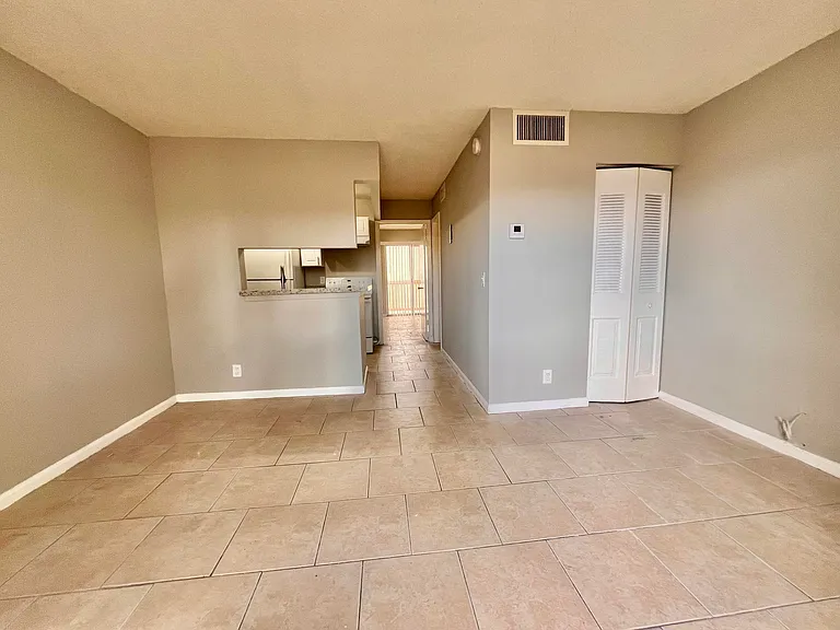 1500 N Congress Ave #1500A202 — Photo 17