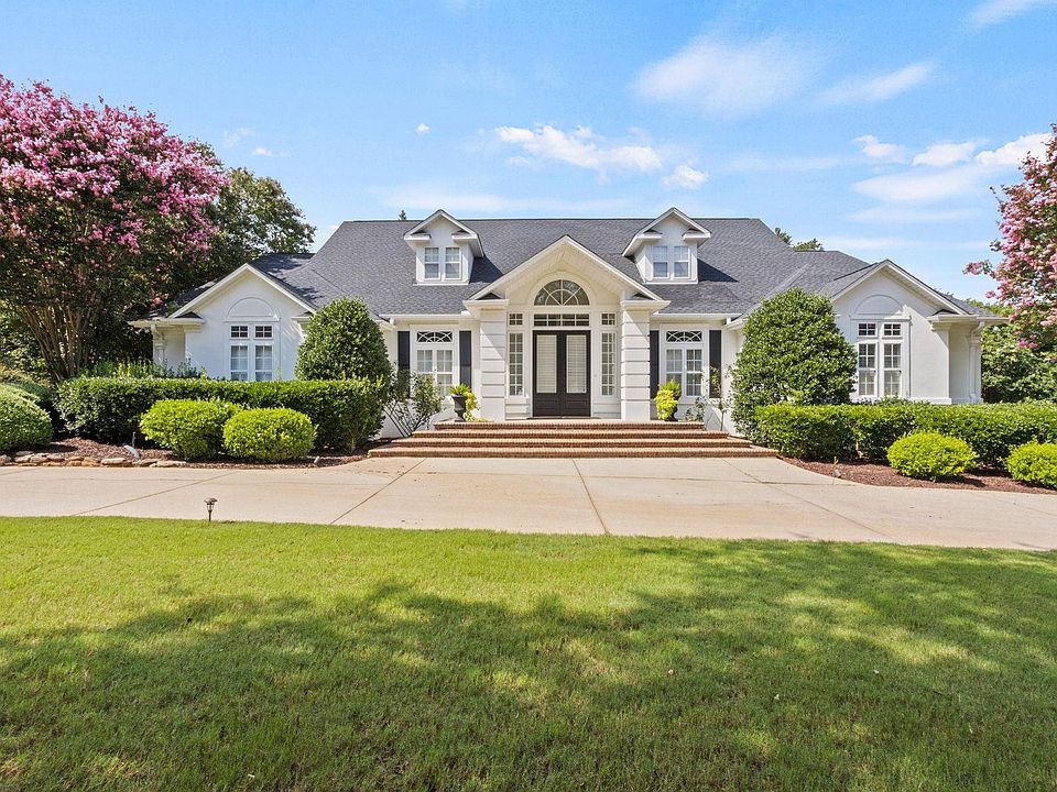 1st image of 1 Avens Hill Dr