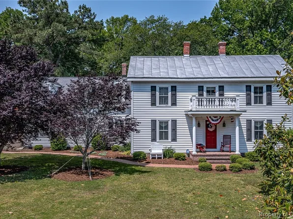 1674 Fleeton Rd, Reedville, VA 22539