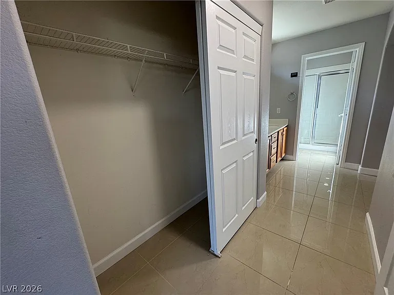 9505 Perennial View Ave — Photo 16