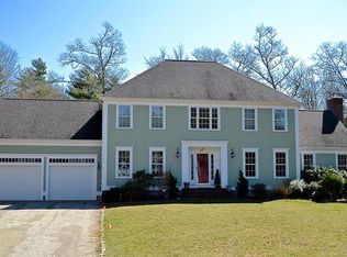 28 Olde Sheepfield Rd, Marion, MA 02738