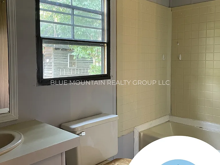 70 Cornwell Dr — Photo 10