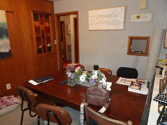 4th image of 716 4th St