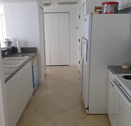 2nd image of 4201 Collins Ave APT 1103