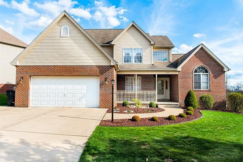 1st image of 912 Gregory Ct