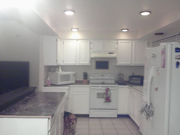 Mainfloor Kitchen