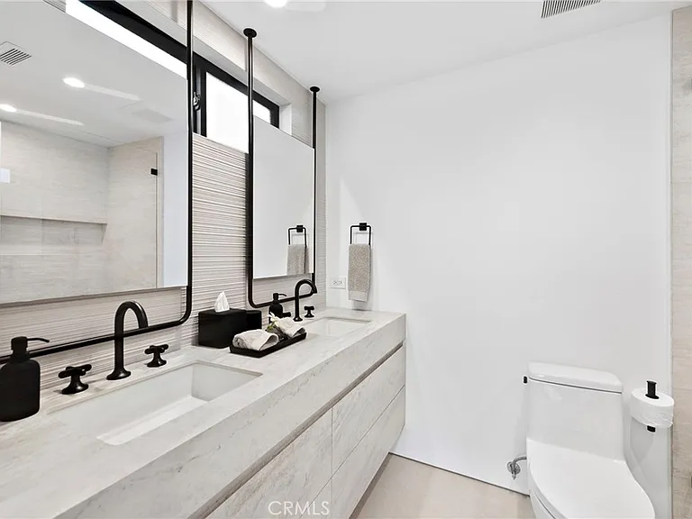 322 1/2 Iris Ave — Photo 22