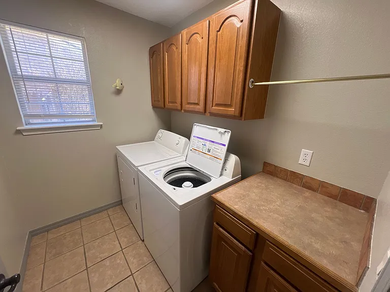3709 Benjamin Davis Dr — Photo 22