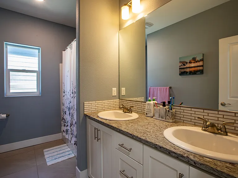 16824 SW Rockhampton Ln — Photo 32