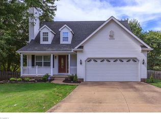 950 Becker Ct, Eastlake, OH 44095