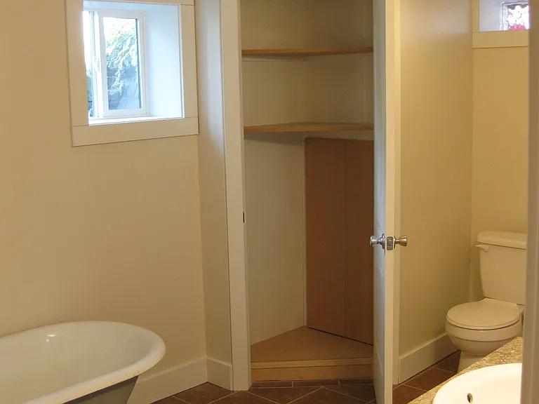714 N 4th St #B — Photo 7