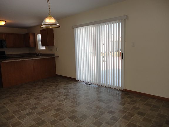 4th image of 5417 Salma St