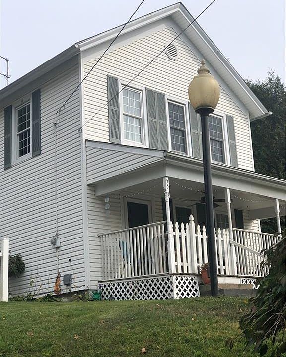 1st image of 56 W Walnut St
